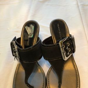 New WOT Tommy Hilfiger Heel Sandal